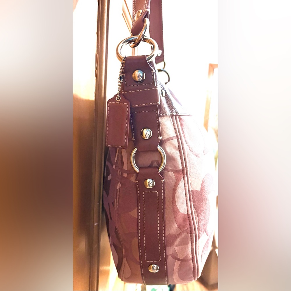 Coach Zoe Optic Signature Large Hobo Handbag Ex Cond FIRM RESERVED - Picture 3 of 11